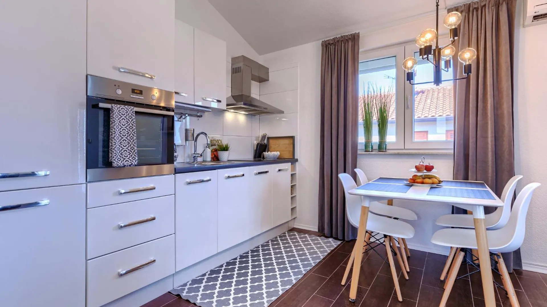 Apartment Vanessa By Interhome Umag